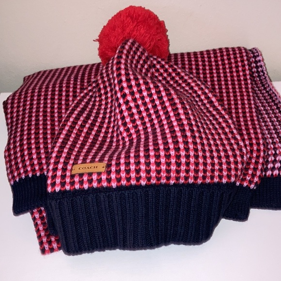 Coach pink, red and navy blue blanket scarf wrap and beanie hat - Picture 1 of 5